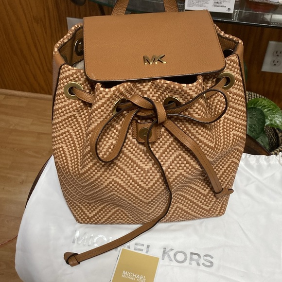 MK back pack - Picture 4 of 4